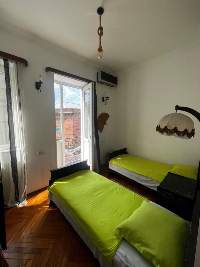 Guest House Kipiani Tbilissi Extérieur photo